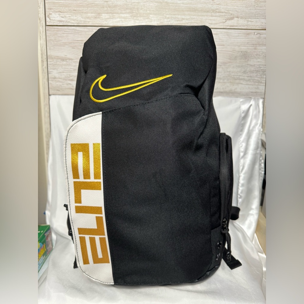 Nike elite backpack black and gold